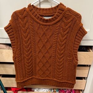 Warm Cable Knit Sleeveless Sweater